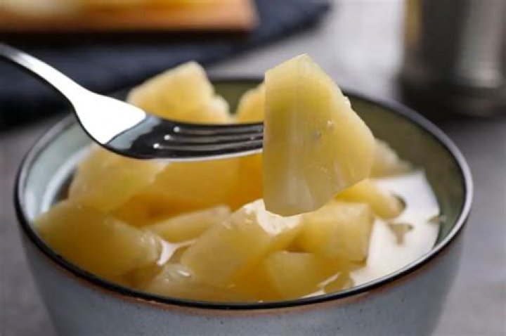 Can you get sick from overripe pineapple?