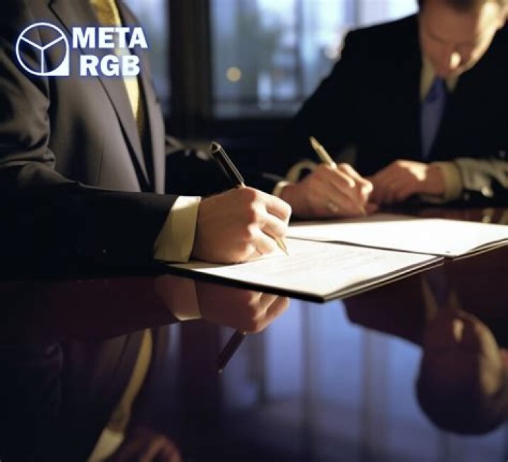 How are auctions conducted?