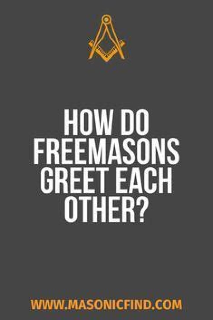 How do Freemasons recognize each other?