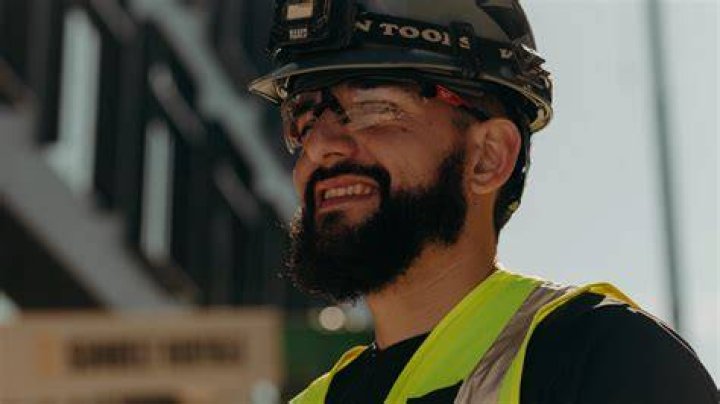 How long does construction timber take to grow?