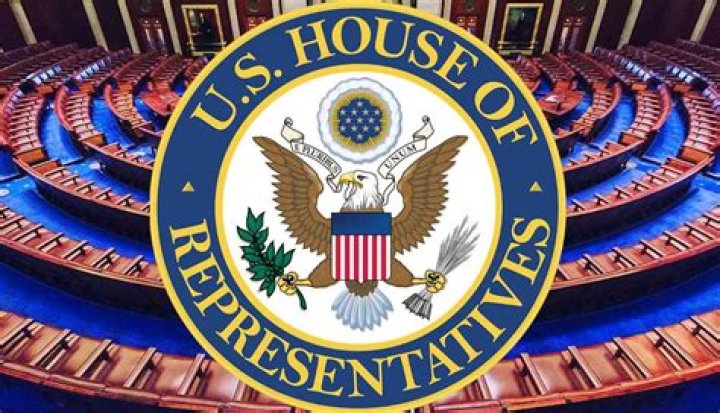 How many members of the House of Representatives must be present to conduct business?