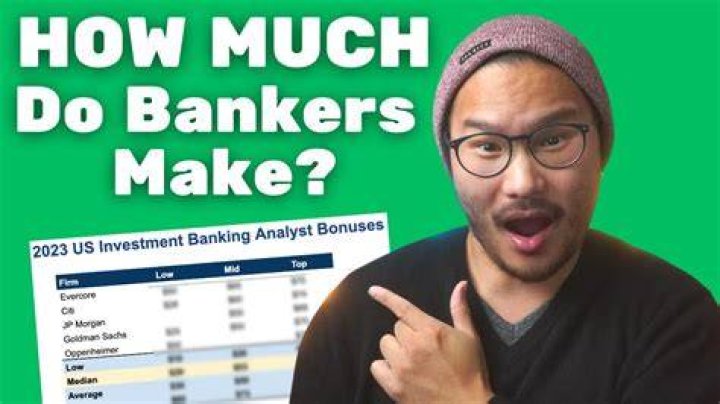 How much are bankers paid UK?