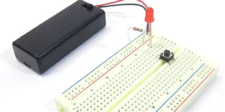 What are the disadvantages of breadboard?