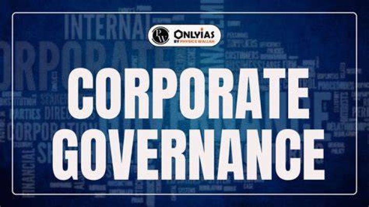 What are the internal constituents of corporate governance?