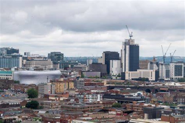 What industries exist in Birmingham?