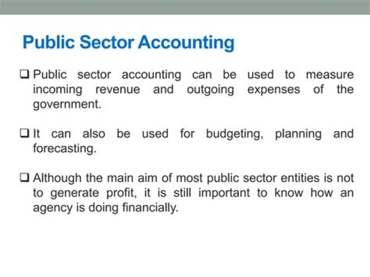 What is the objective of financial management in public sector accounting?