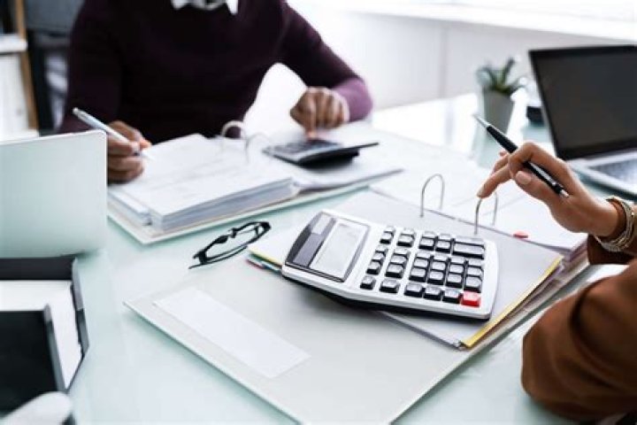 What is the purpose of the accrual basis of accounting?