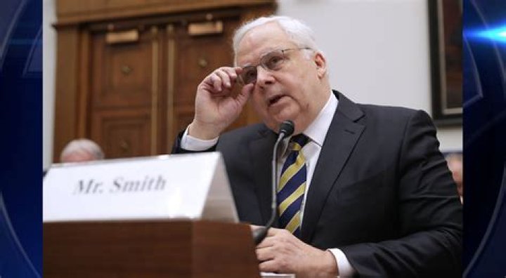 What made Fred Smith successful?