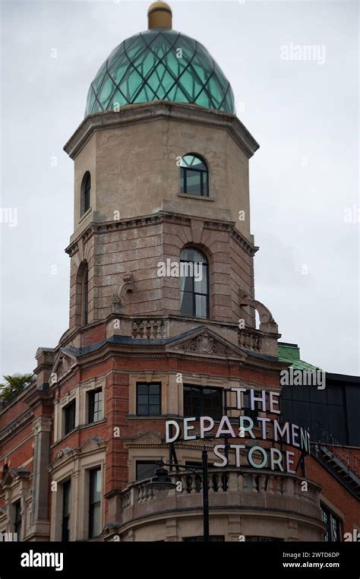 What state had the first department store?