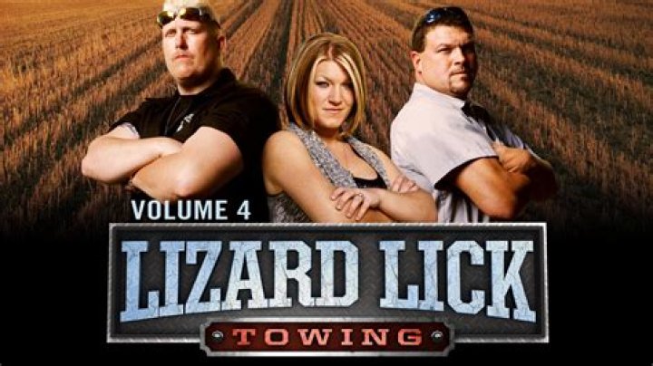 Where can I watch all the seasons of Lizard Lick Towing?