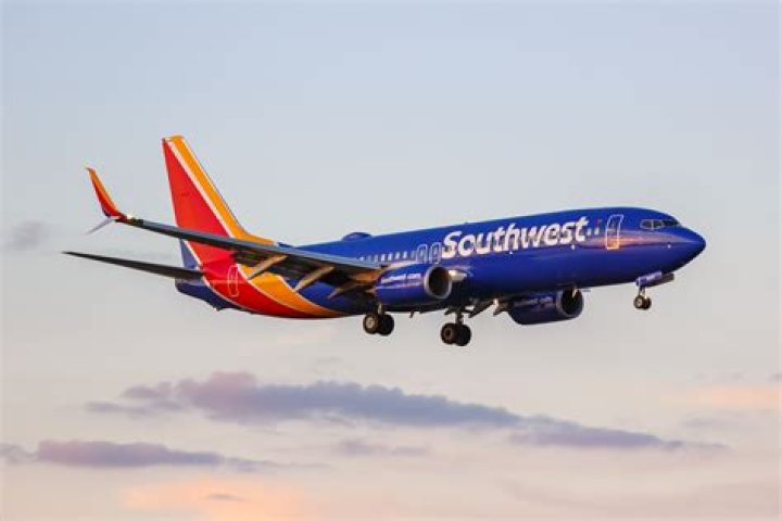 Where is Southwest Airlines major hub?