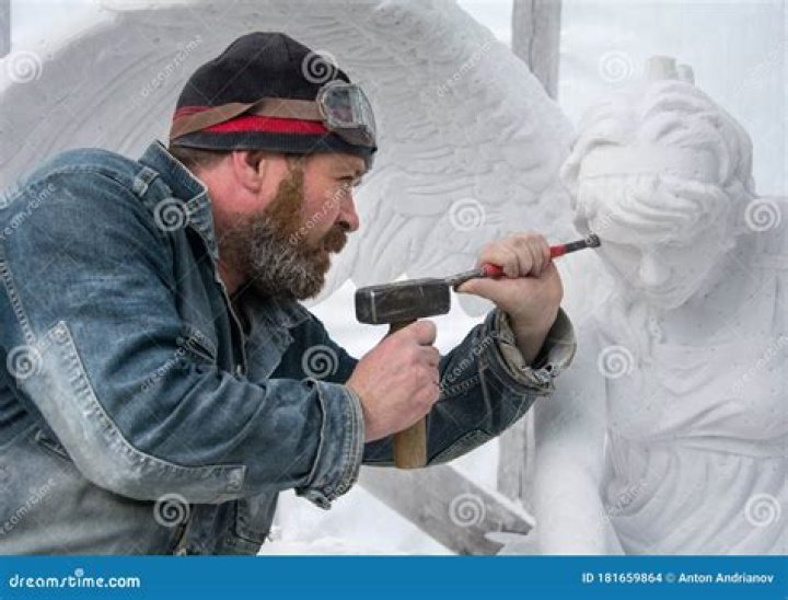 Who works with stone?